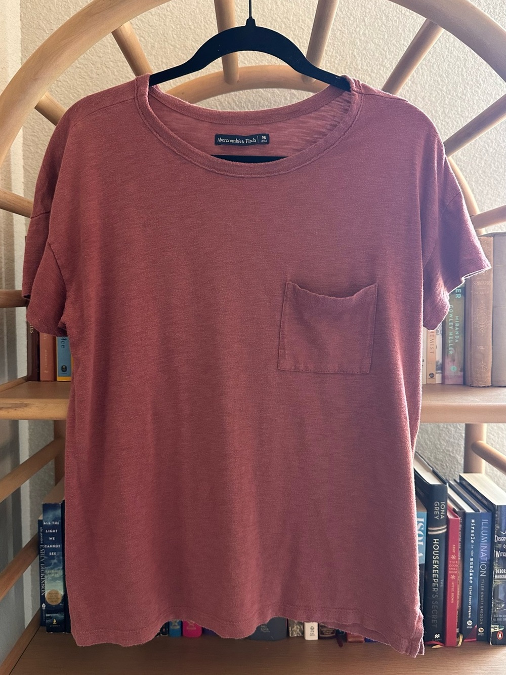 Abercrombie & Fitch Crew Pocket T-Shirt — Rust